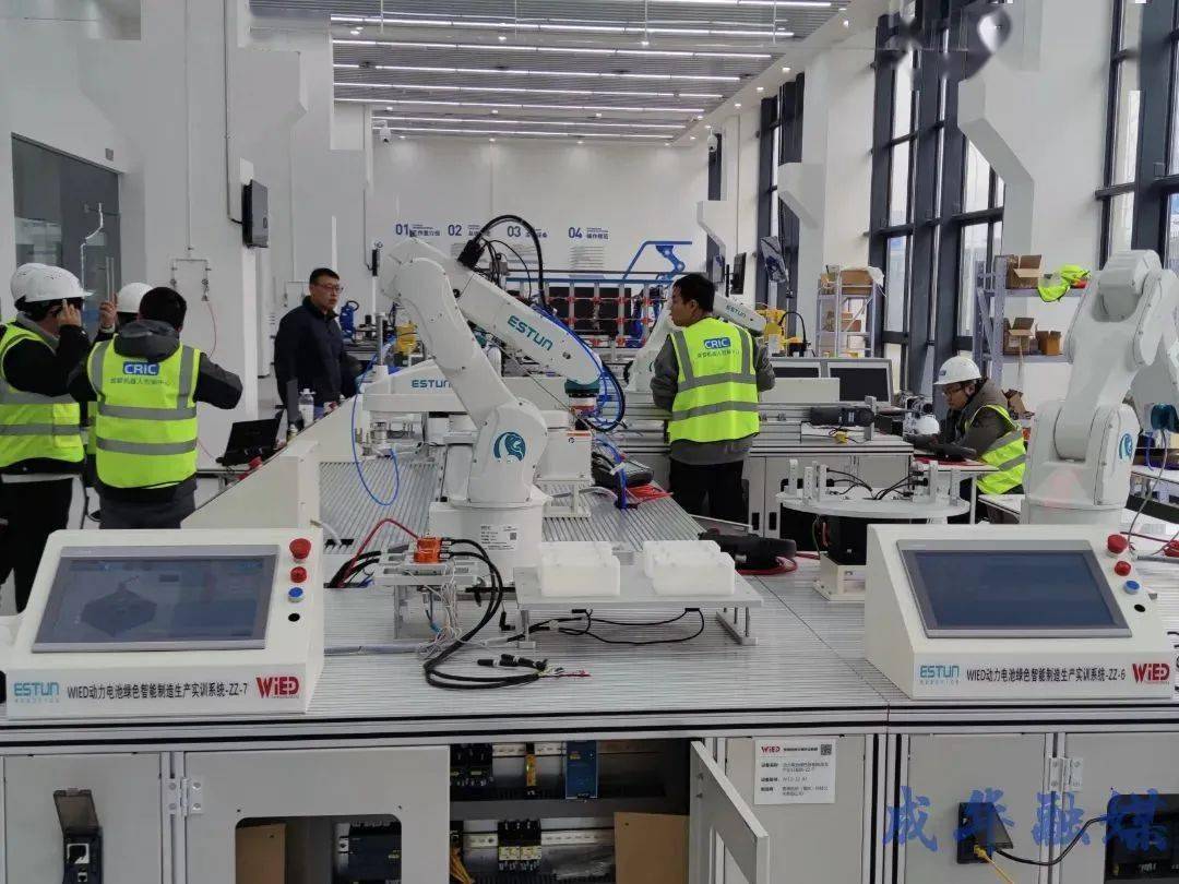 雙流區(qū)與天津華翼藍(lán)天科技股份成功簽約;紐瑞特加速器及